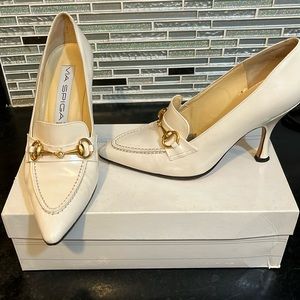 Via Spiga Cream Heels with Gold Detail
